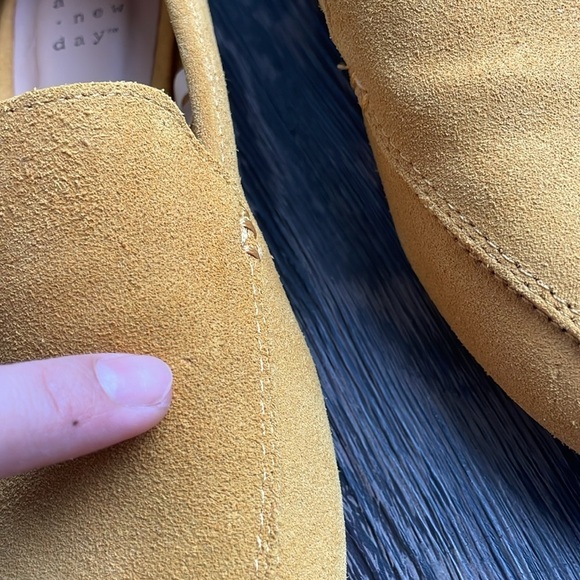 🍋 Real suede slip on loafers beautiful mustard yellow size 6.5 - Picture 12 of 13